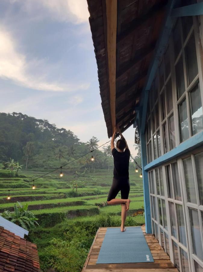 Kai Swargaloka Hotel Bandung Buitenkant foto